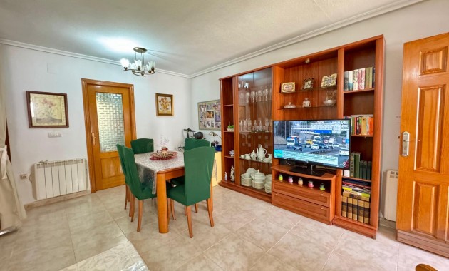 Sale - Terraced house -
Torrevieja - La Siesta - El Salado - Torreta