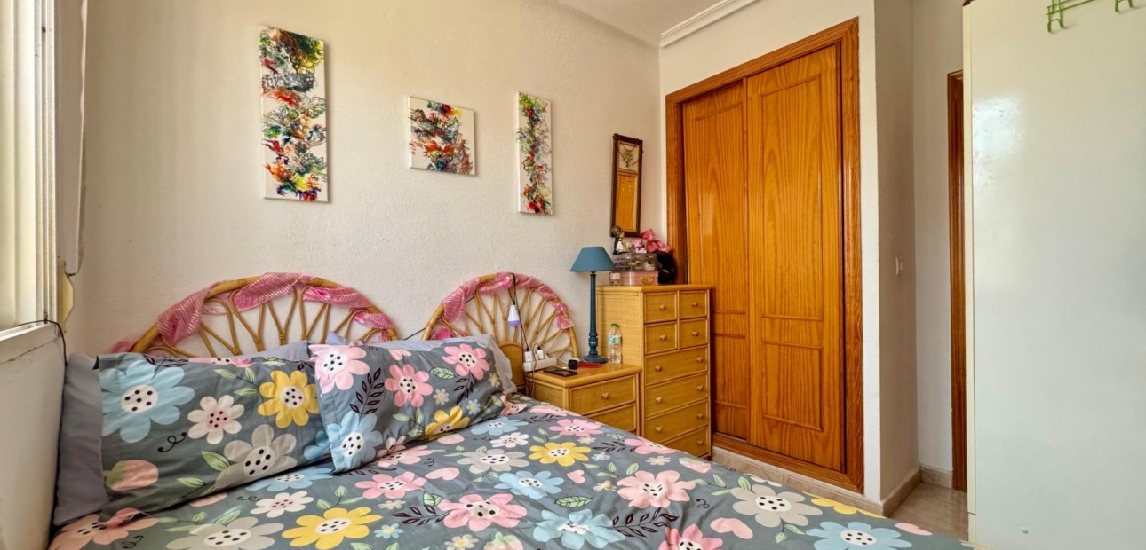 Sale - Terraced house -
Torrevieja - La Siesta - El Salado - Torreta
