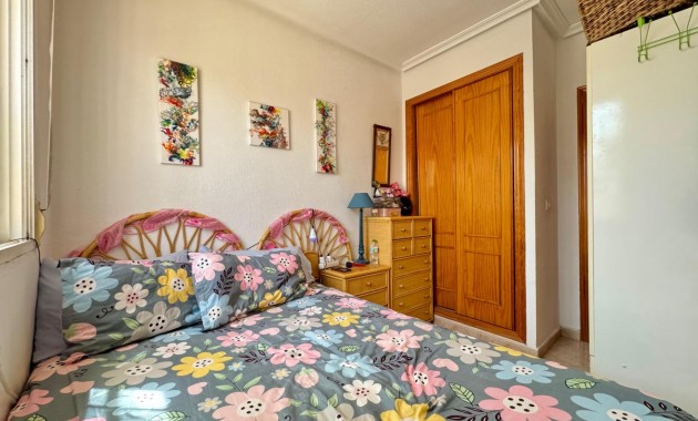 Sale - Terraced house -
Torrevieja - La Siesta - El Salado - Torreta