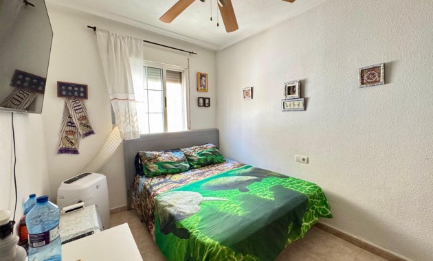 Sale - Terraced house -
Torrevieja - La Siesta - El Salado - Torreta