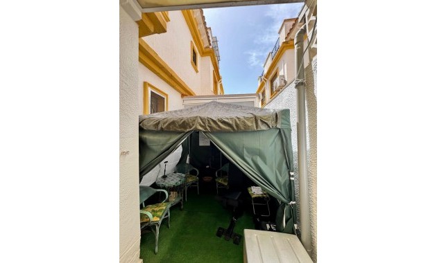 Sale - Terraced house -
Torrevieja - La Siesta - El Salado - Torreta