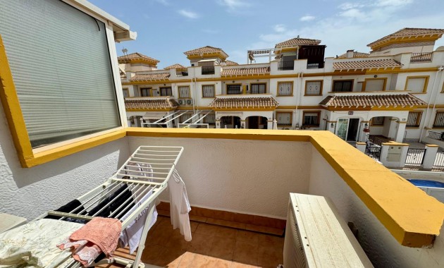 Sale - Terraced house -
Torrevieja - La Siesta - El Salado - Torreta