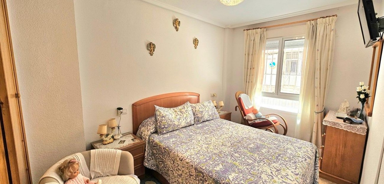 Herverkoop - Appartement / flat -
Torrevieja - torrevieja