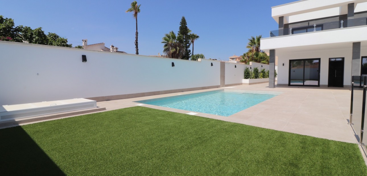 Sale - Detached Villa -
Ciudad Quesada - Ciudad Quesada - Town
