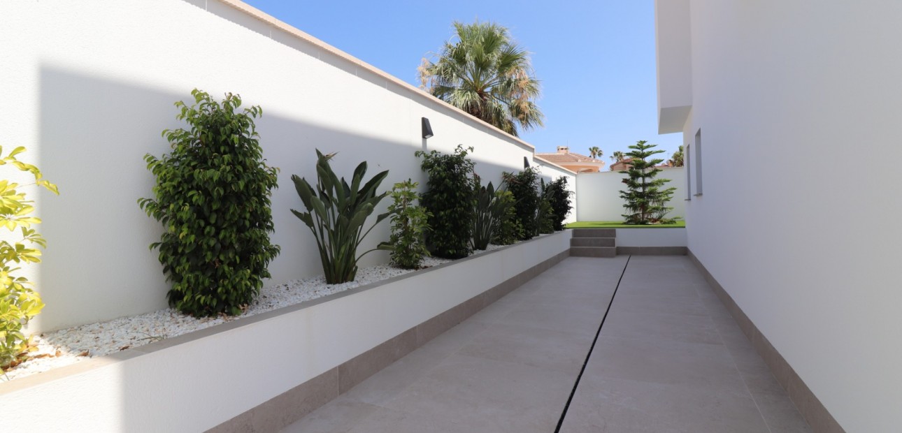 Sale - Detached Villa -
Ciudad Quesada - Ciudad Quesada - Town