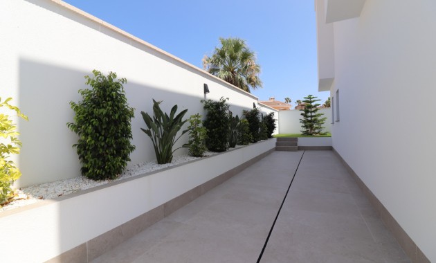 Sale - Detached Villa -
Ciudad Quesada - Ciudad Quesada - Town