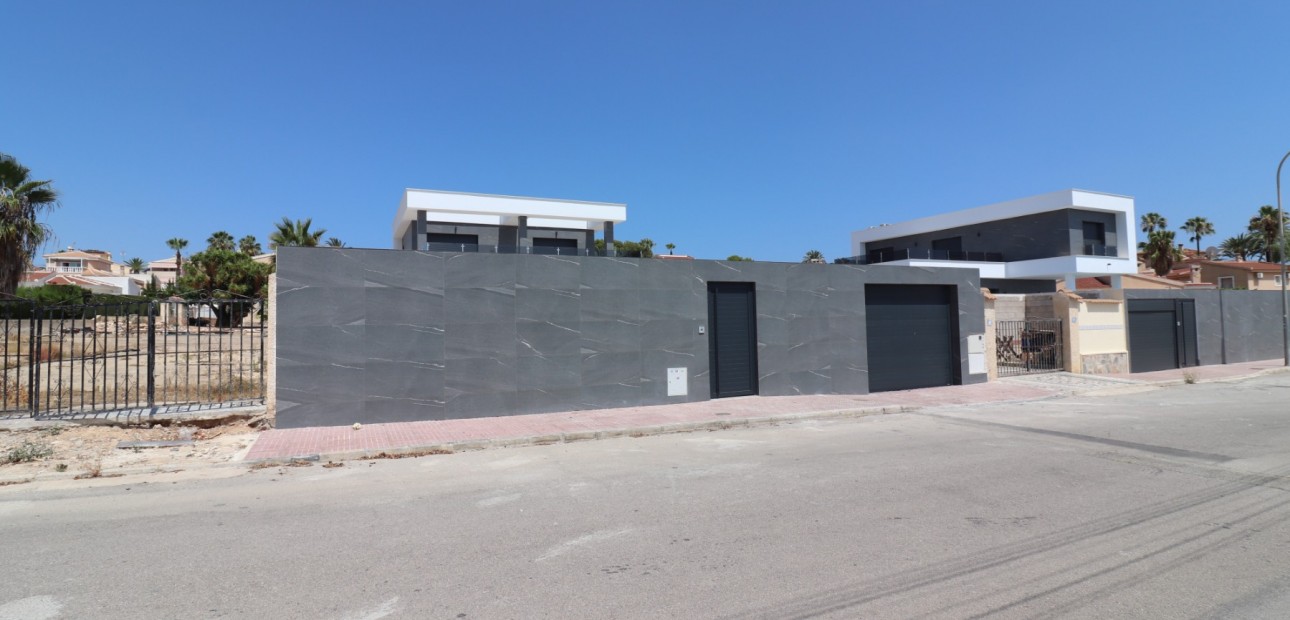 Sale - Detached Villa -
Ciudad Quesada - Ciudad Quesada - Town