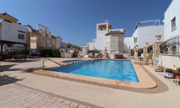 Sale - Townhouse -
Algorfa - Montemar