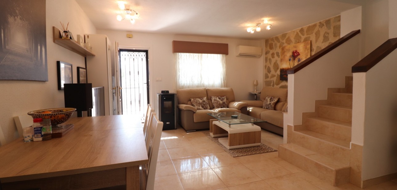 Sale - Townhouse -
Algorfa - Montemar