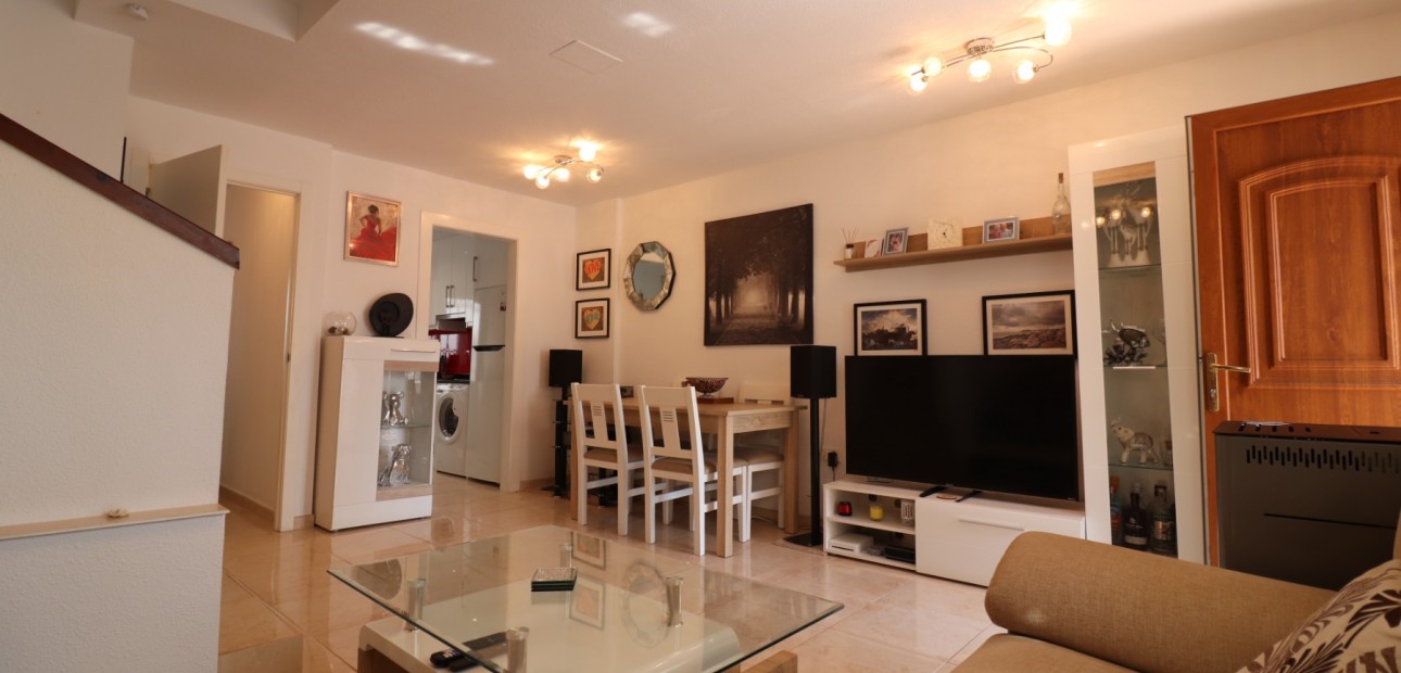 Sale - Townhouse -
Algorfa - Montemar