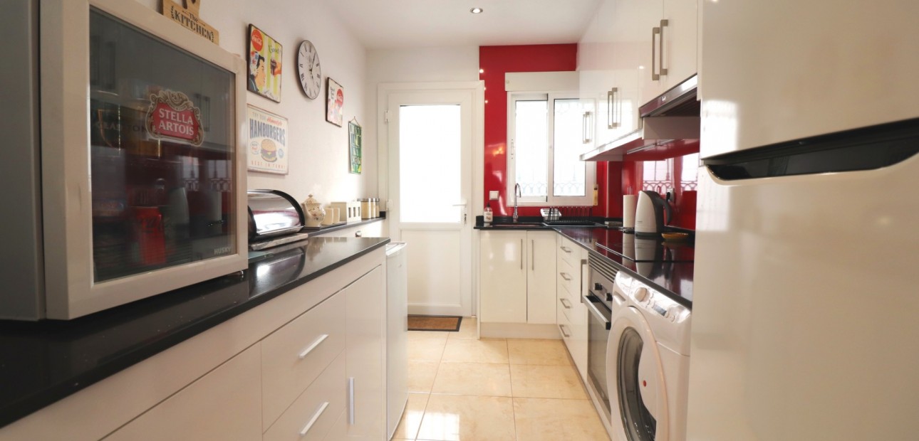 Sale - Townhouse -
Algorfa - Montemar