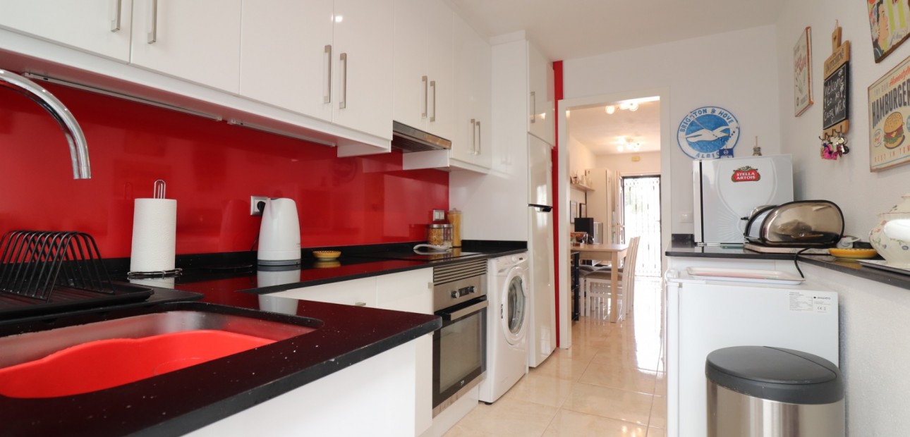 Sale - Townhouse -
Algorfa - Montemar