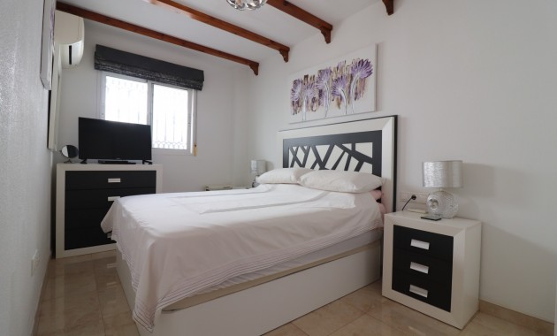 Sale - Townhouse -
Algorfa - Montemar