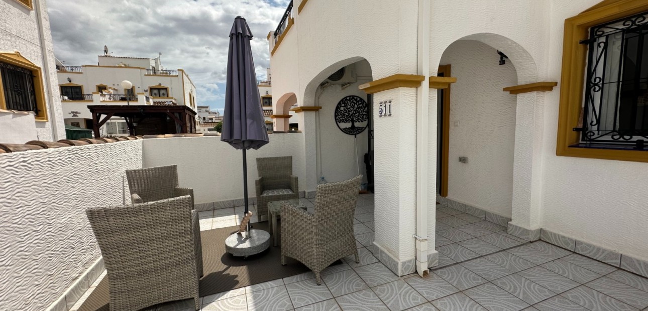 Sale - Townhouse -
Orihuela - Entre Naranjos Vistabella
