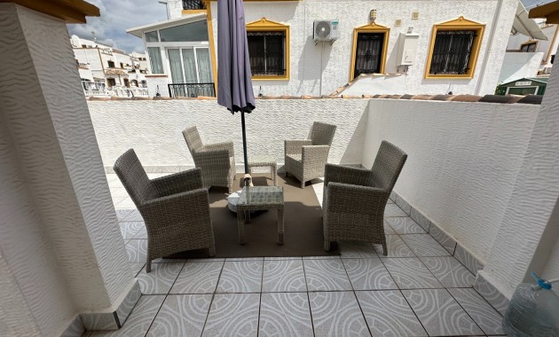 Sale - Townhouse -
Orihuela - Entre Naranjos Vistabella