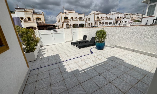 Sale - Townhouse -
Orihuela - Entre Naranjos Vistabella