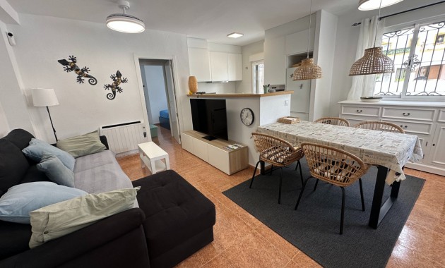 Sale - Townhouse -
Orihuela - Entre Naranjos Vistabella