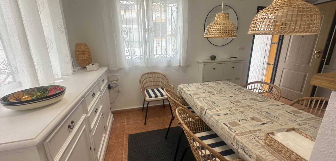 Sale - Townhouse -
Orihuela - Entre Naranjos Vistabella