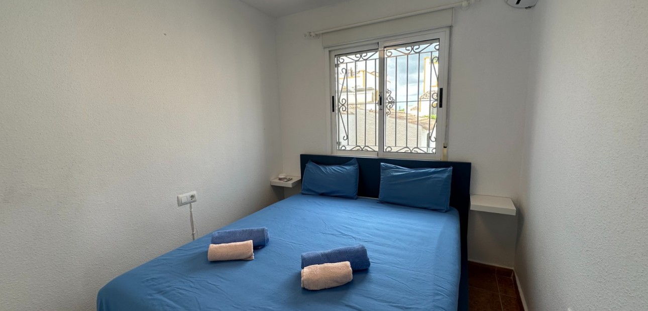 Sale - Townhouse -
Orihuela - Entre Naranjos Vistabella