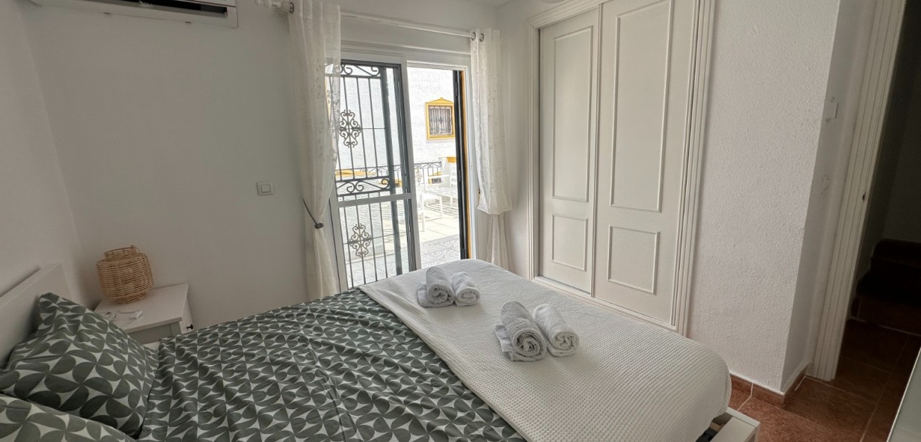Sale - Townhouse -
Orihuela - Entre Naranjos Vistabella