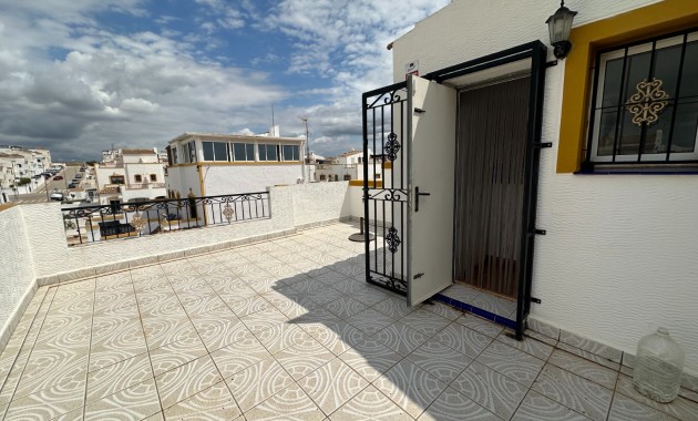 Sale - Townhouse -
Orihuela - Entre Naranjos Vistabella