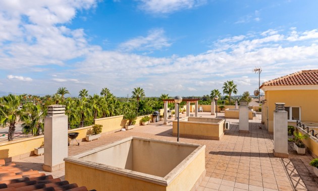 Venta - Apartamento / piso -
Jacarilla
