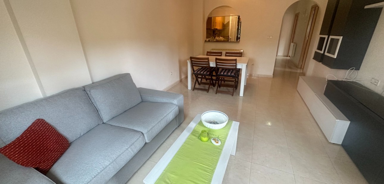 Venta - Apartamento / piso -
Jacarilla