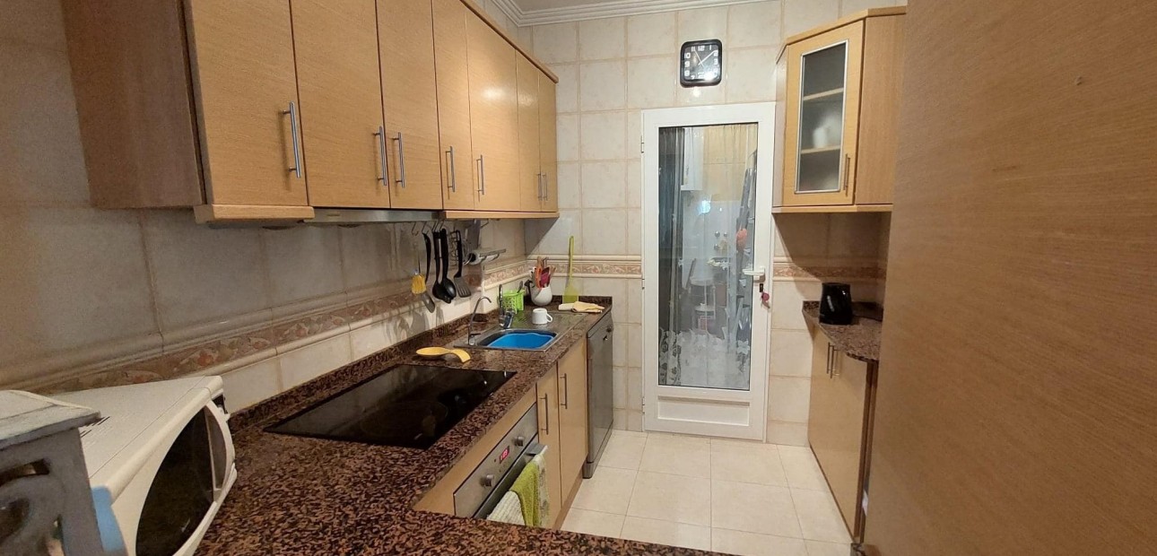 Venta - Apartamento / piso -
Jacarilla