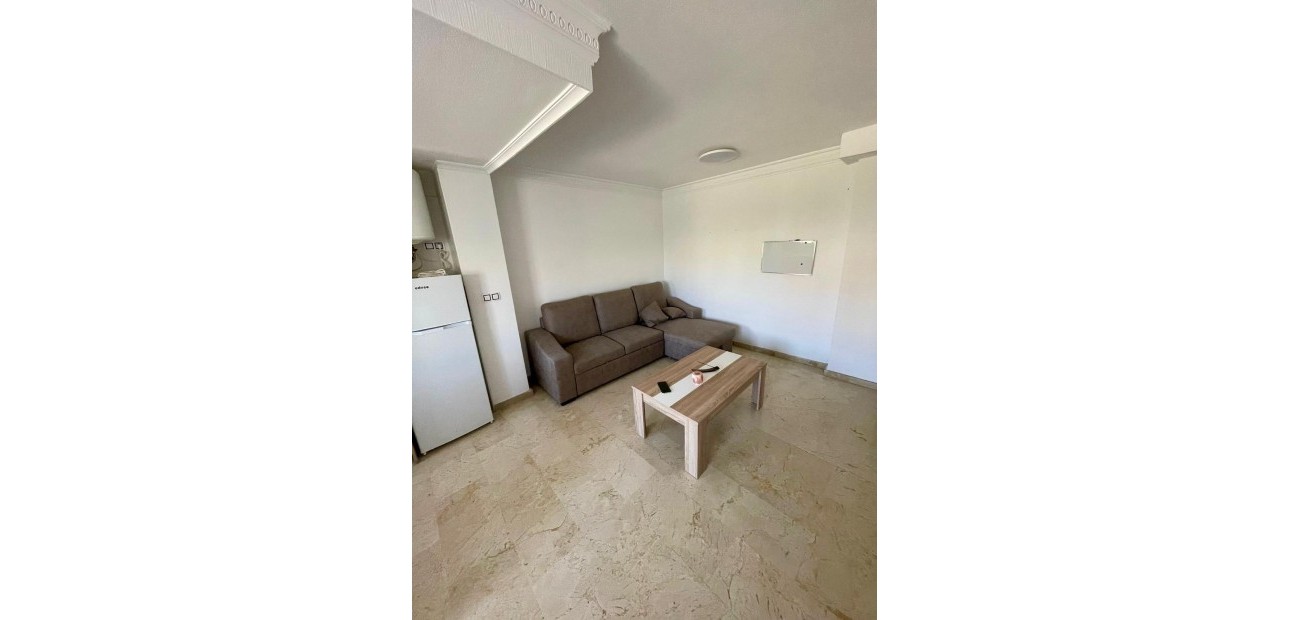 Sale - Apartment / flat -
Benijofar - Pueblo 4