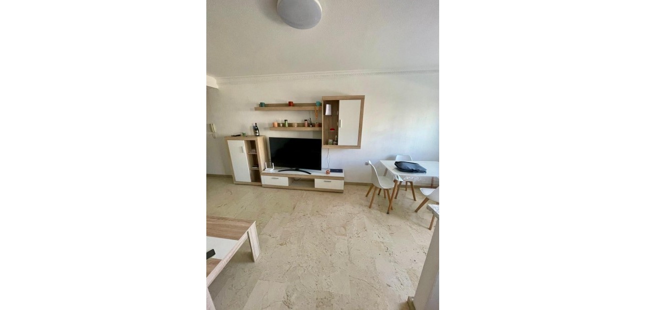 Sale - Apartment / flat -
Benijofar - Pueblo 4