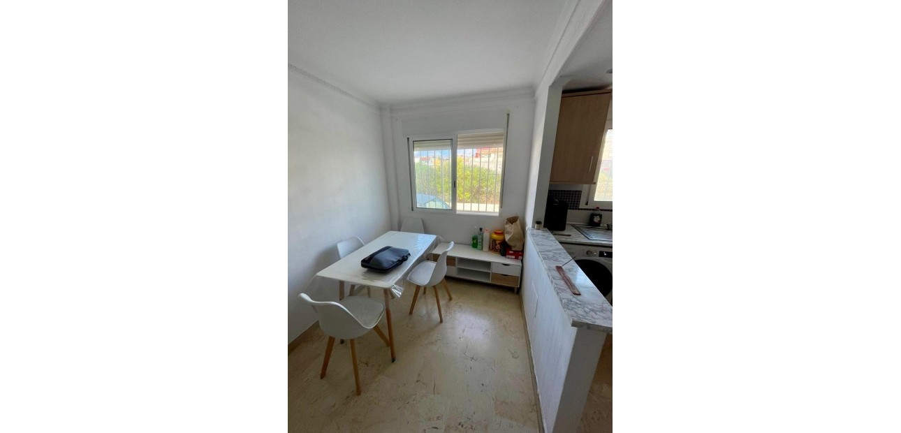 Sale - Apartment / flat -
Benijofar - Pueblo 4