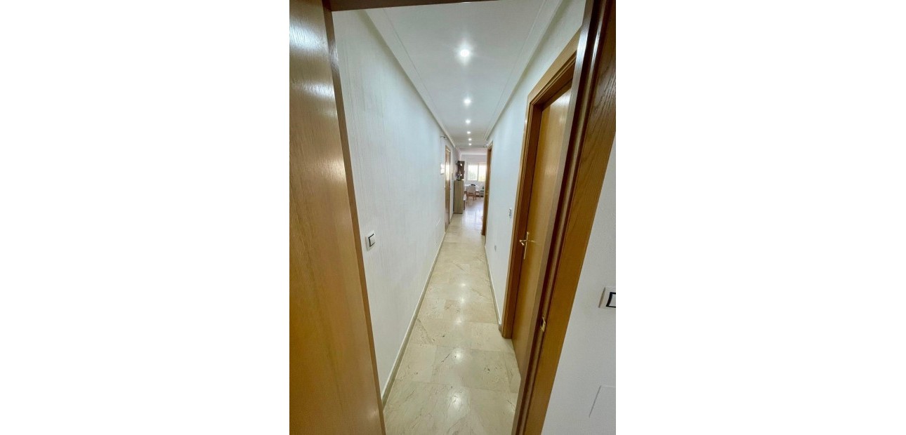 Sale - Apartment / flat -
Benijofar - Pueblo 4