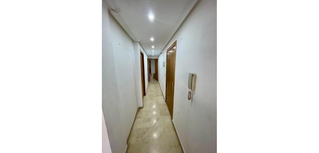 Sale - Apartment / flat -
Benijofar - Pueblo 4
