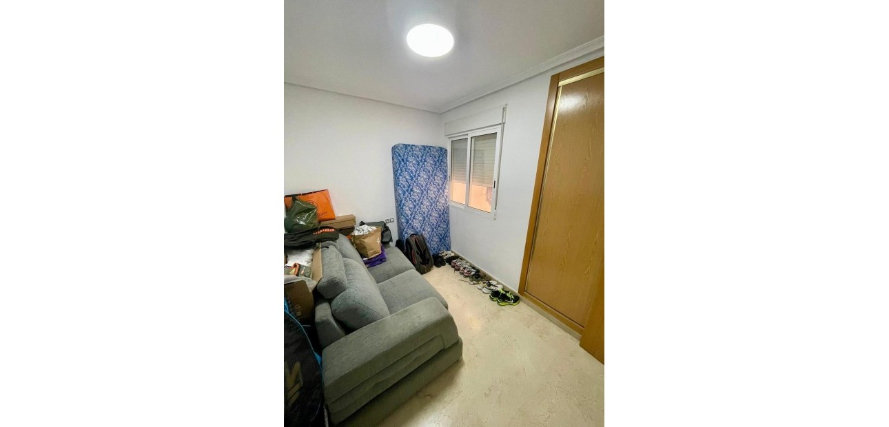 Sale - Apartment / flat -
Benijofar - Pueblo 4