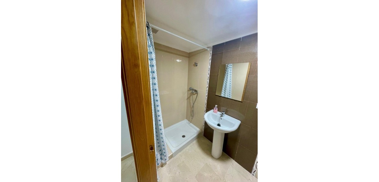 Sale - Apartment / flat -
Benijofar - Pueblo 4