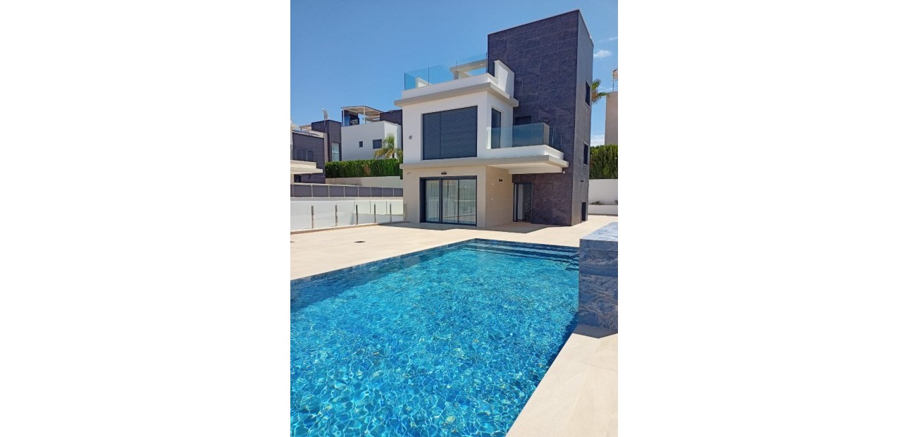 Sale - Modelo Silvia -
Orihuela Costa - Dehesa de campoamor