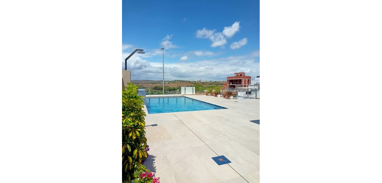 Sale - Modelo Silvia -
Orihuela Costa - Dehesa de campoamor
