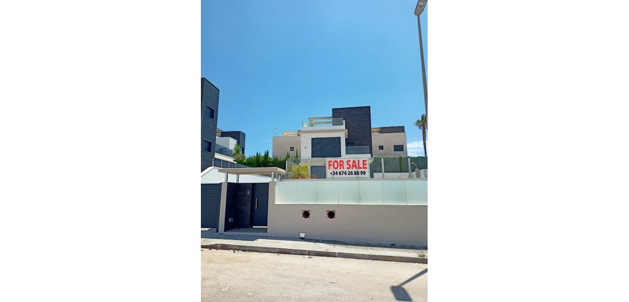Sale - Modelo Silvia -
Orihuela Costa - Dehesa de campoamor
