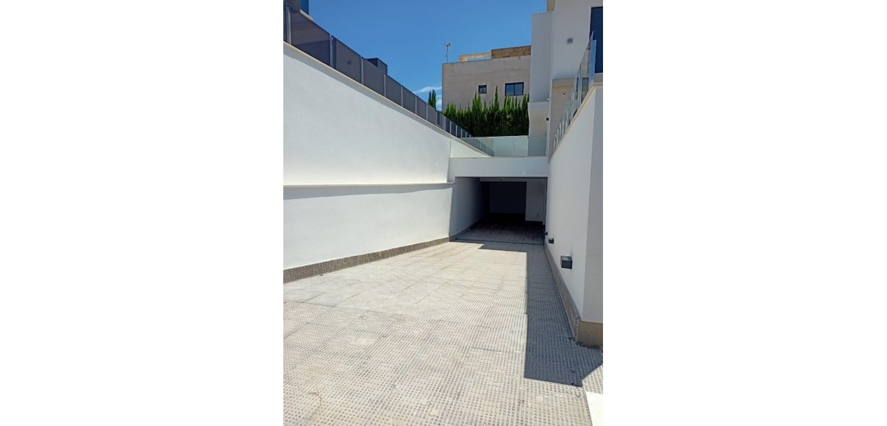 Sale - Modelo Silvia -
Orihuela Costa - Dehesa de campoamor