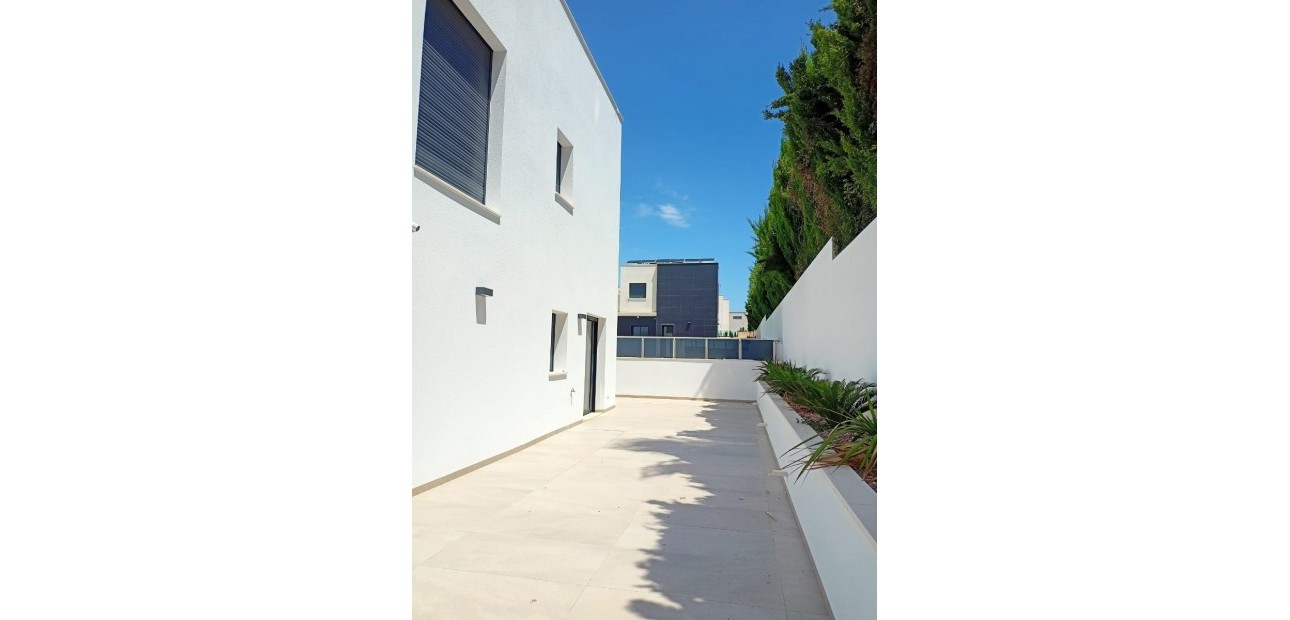 Sale - Modelo Silvia -
Orihuela Costa - Dehesa de campoamor