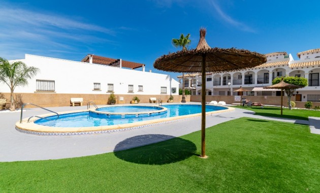 Sale - Townhouse -
Punta Prima - La Ciñuelica