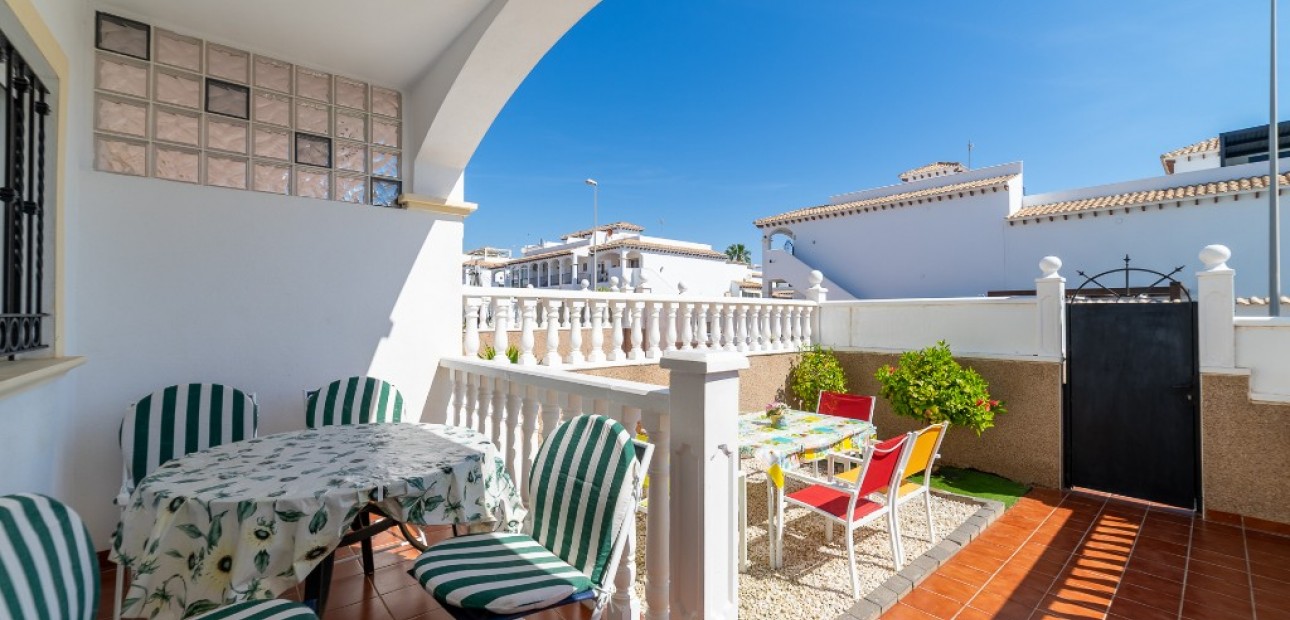 Sale - Townhouse -
Punta Prima - La Ciñuelica