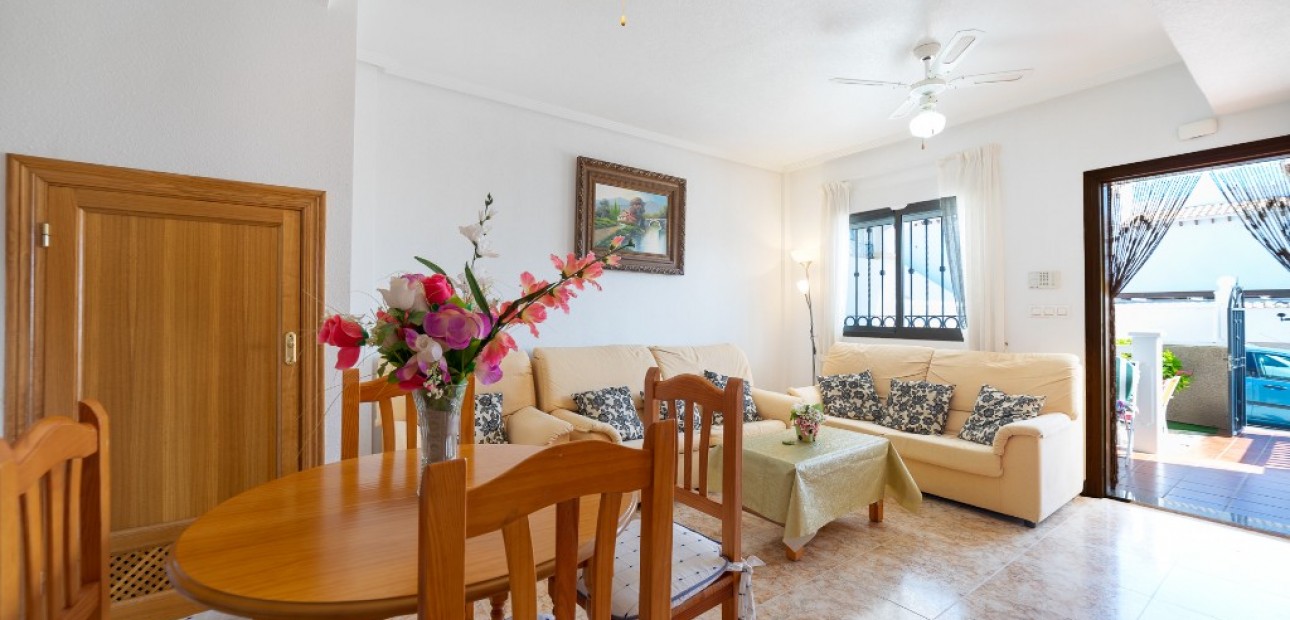 Sale - Townhouse -
Punta Prima - La Ciñuelica