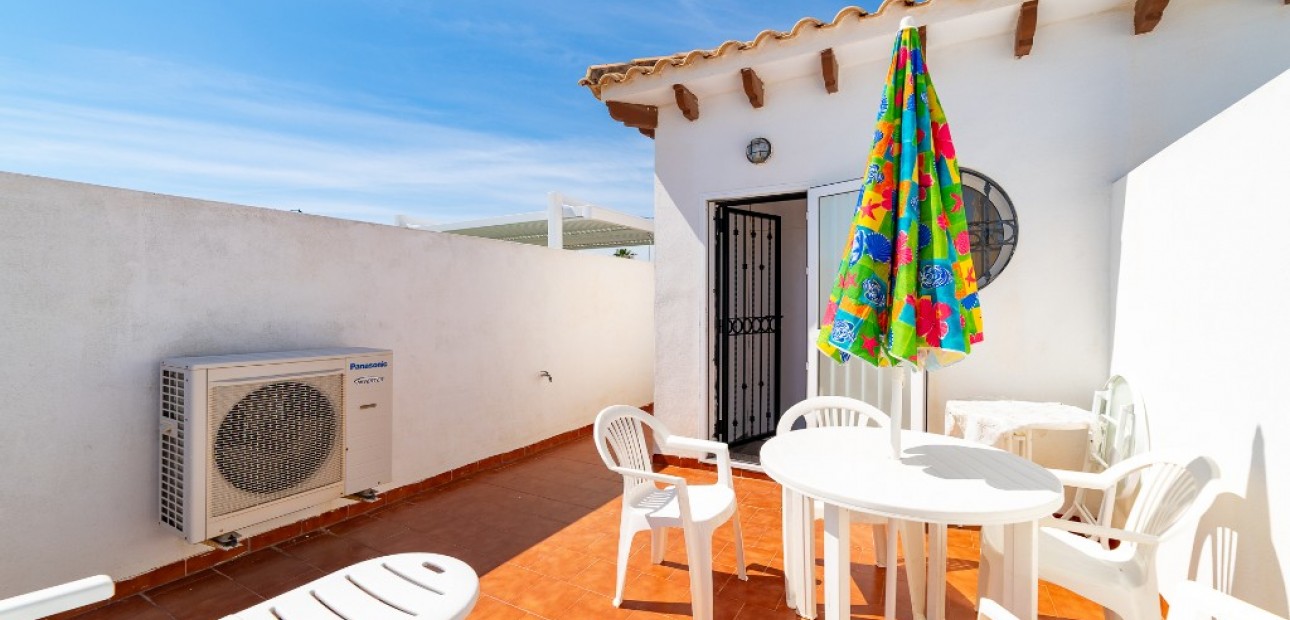 Sale - Townhouse -
Punta Prima - La Ciñuelica