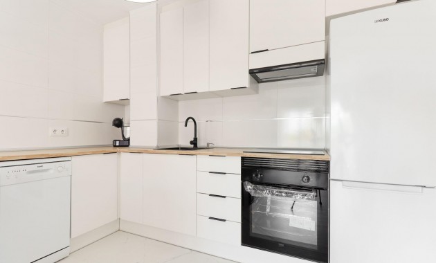 Sale - Apartment / flat -
Torrevieja - Punta prima