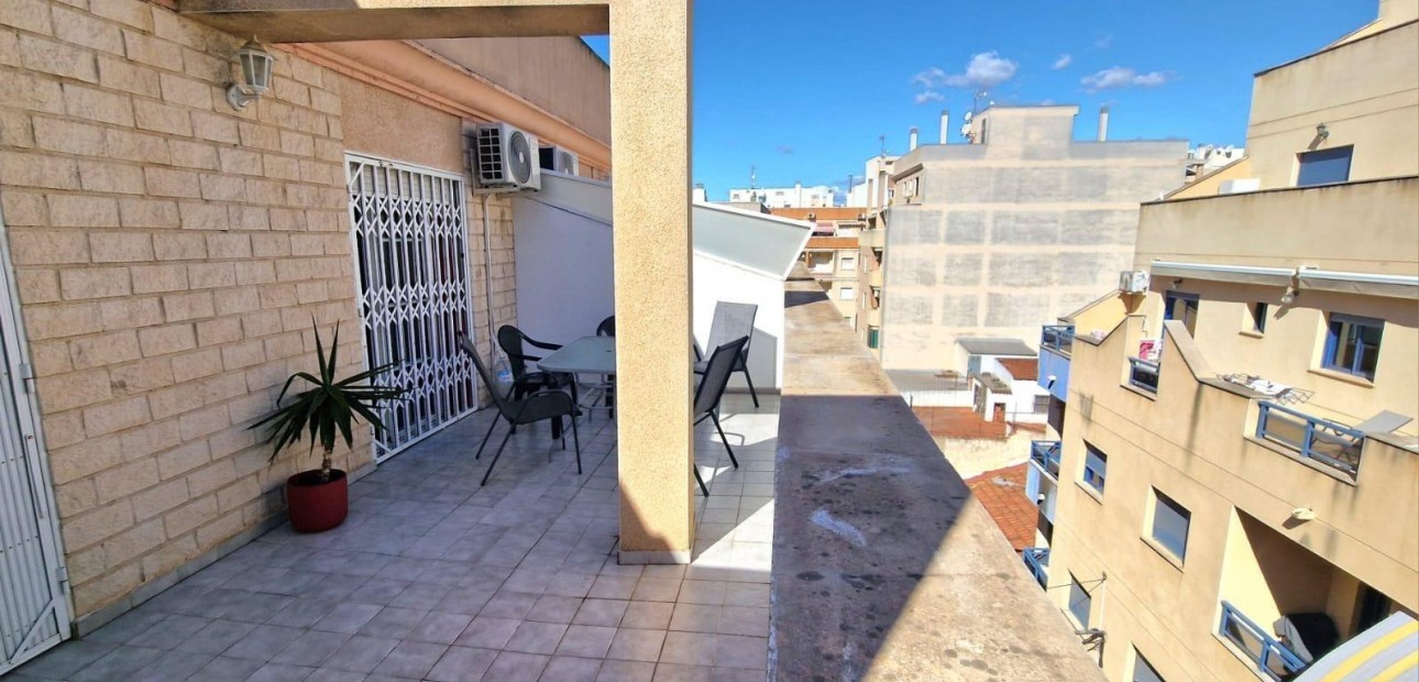 Herverkoop - Penthouse -
Torrevieja - torrevieja