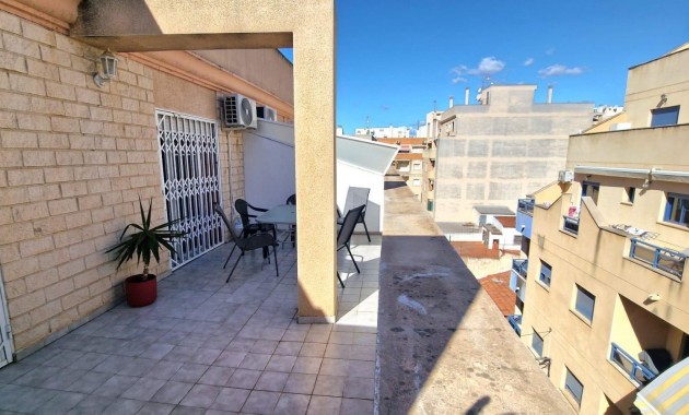 Herverkoop - Penthouse -
Torrevieja - torrevieja