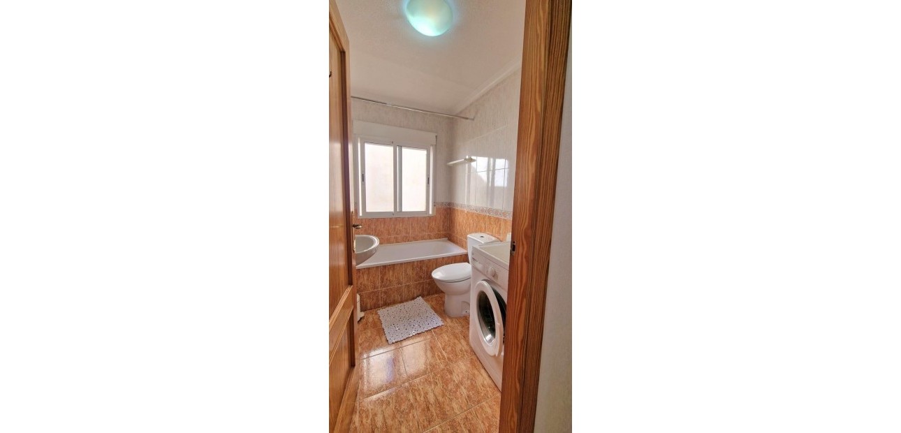 Herverkoop - Penthouse -
Torrevieja - torrevieja