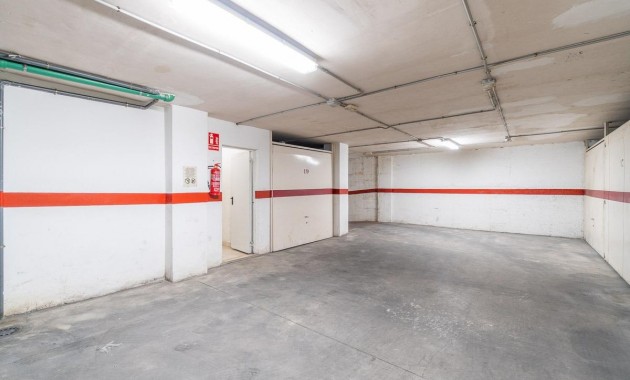 Sale - Apartment / flat -
Torrevieja - Centro