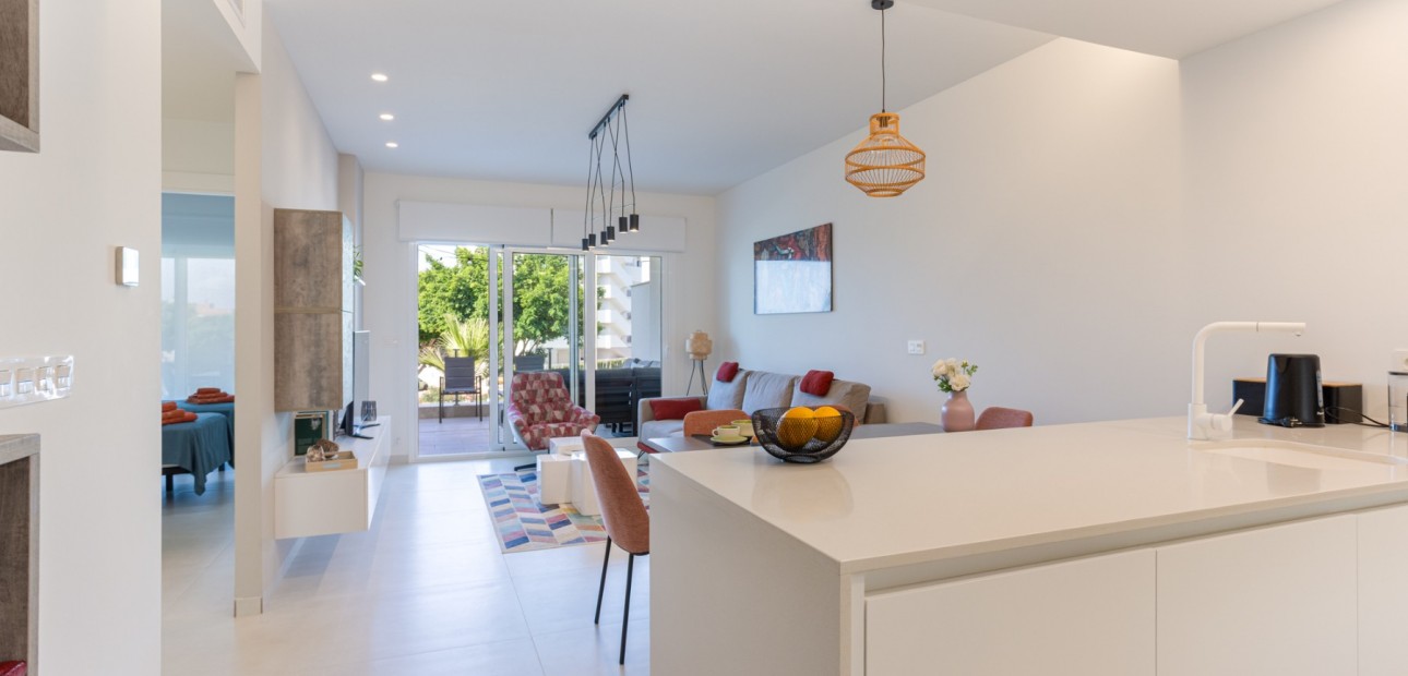 Sale - Apartment flat -
Guardamar del Segura - Urb el raso